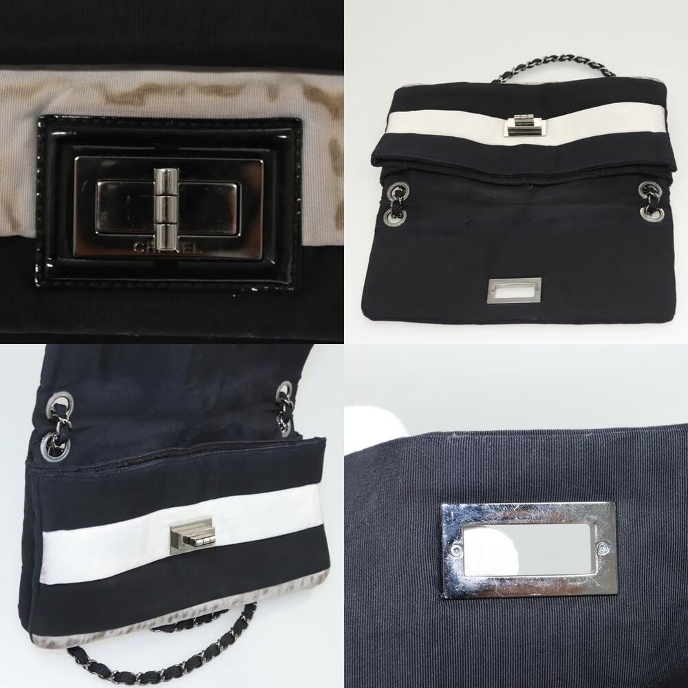Chanel Chain Shoulder Bag - Picture 7 of 8
